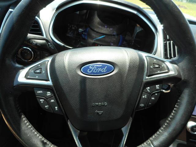 2021 Ford Edge Titanium