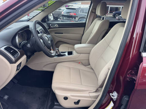 2018 Jeep Grand Cherokee Laredo E