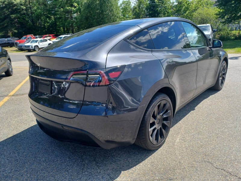 2024 Tesla Model Y Long Range