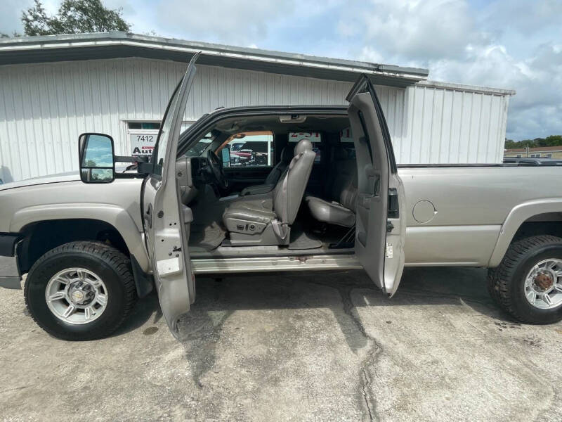 2004 Chevrolet Silverado 2500HD LS