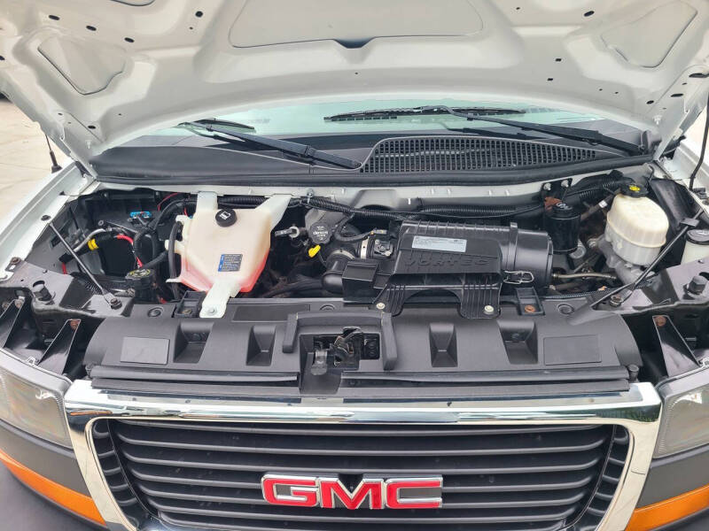 2019 GMC Savana 2500