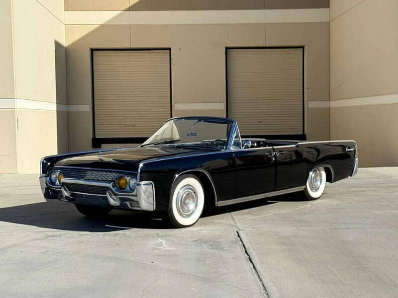 1961 Lincoln Continental