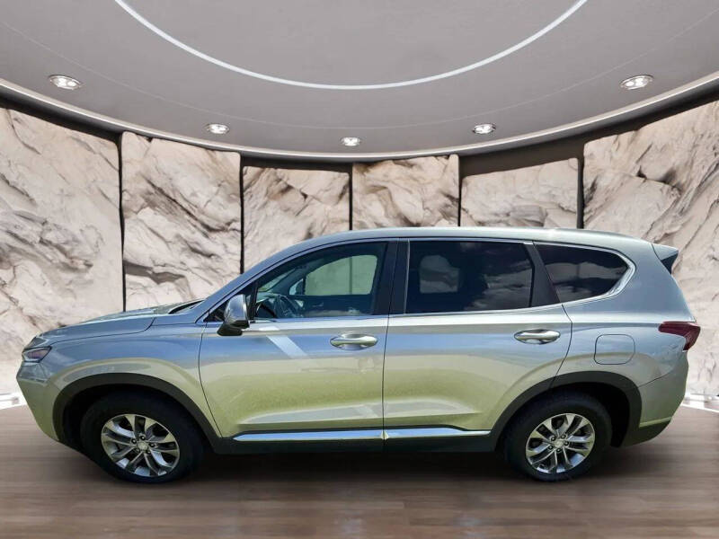 2020 Hyundai Santa Fe SE