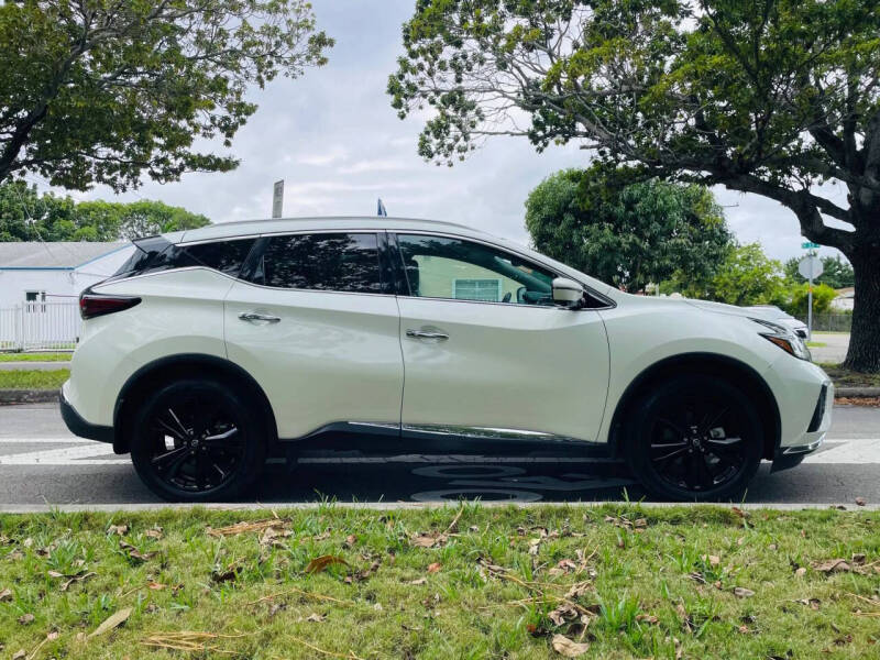 2023 Nissan Murano SL
