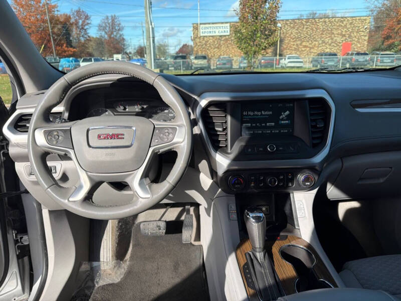 2019 GMC Acadia SLE-2