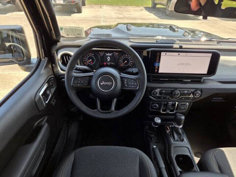 2025 Jeep Gladiator Sport S