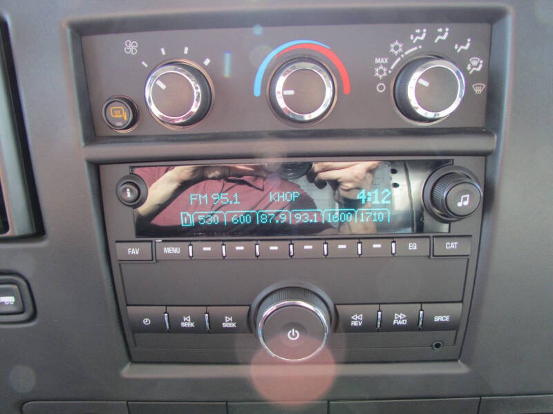 2025 Chevrolet Express 2500