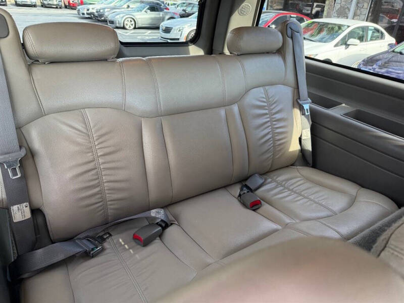 2002 Chevrolet Suburban