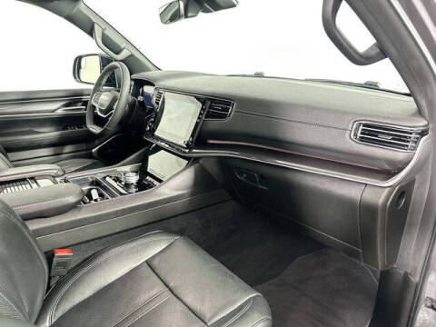 2023 Jeep Wagoneer