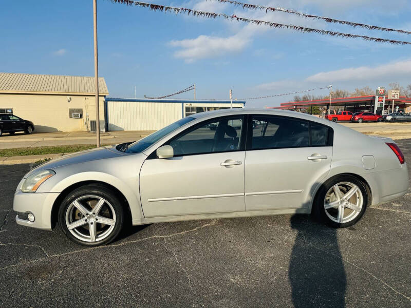 2004 Nissan Maxima SE