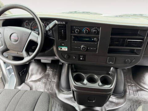 2024 GMC Savana 2500