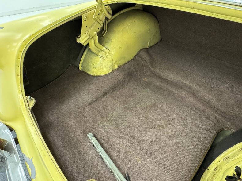 1954 Ford Crestline