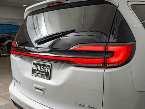 2024 Chrysler Pacifica Limited