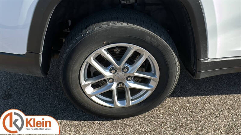 2024 Jeep Grand Cherokee L Laredo