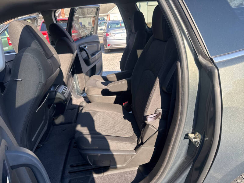 2011 Chevrolet Traverse LT