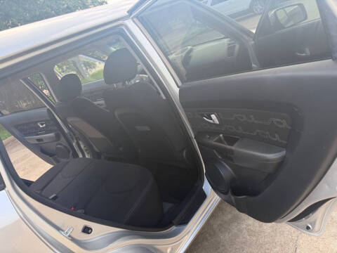 2013 Kia Soul +