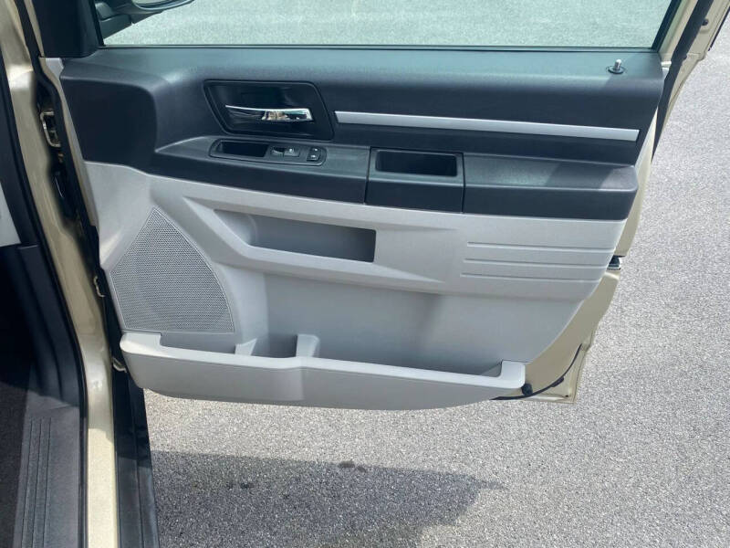 2010 Dodge Grand Caravan SE