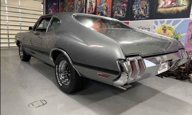 1970 Oldsmobile Cutlass