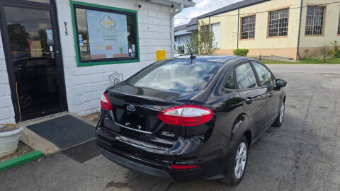2016 Ford Fiesta SE