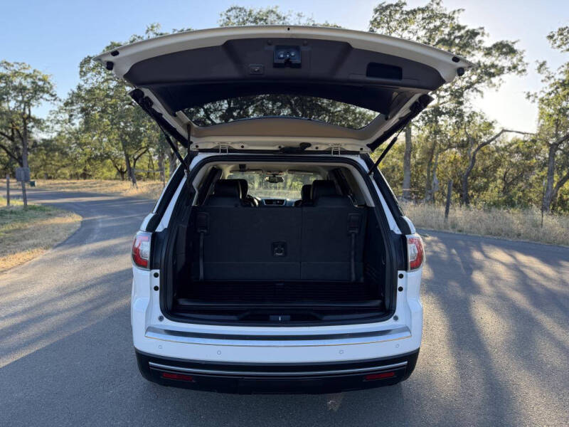 2016 GMC Acadia SLT-1