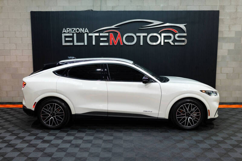 2025 Ford Mustang Mach-E Premium