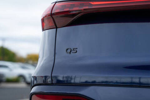 2025 Audi Q5 quattro Premium Plus TFSI