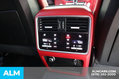 2023 Porsche Cayenne Turbo