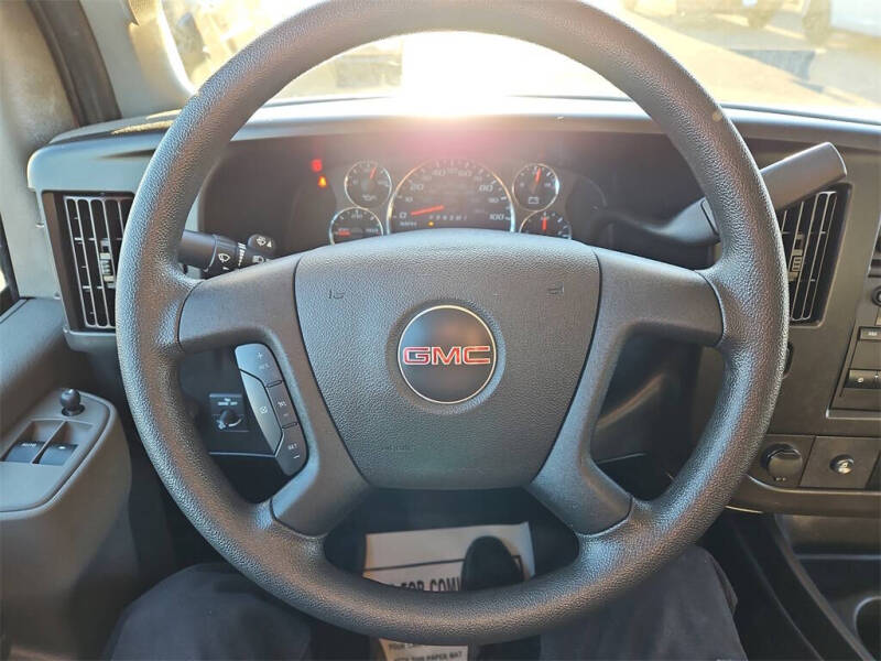 2024 GMC Savana 2500