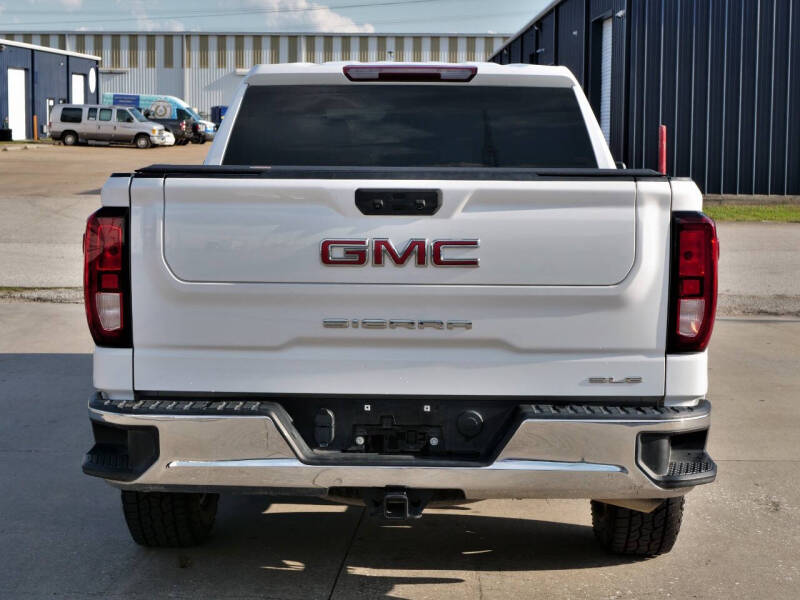2023 GMC Sierra 1500 SLE