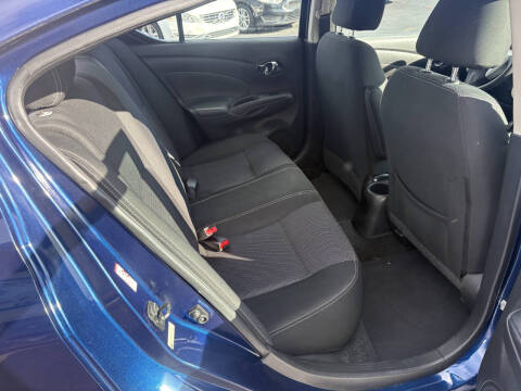 2018 Nissan Versa SV