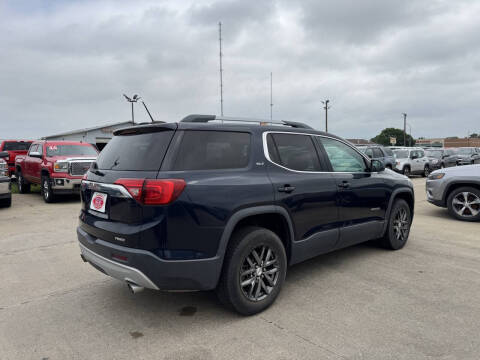 2017 GMC Acadia SLT-1