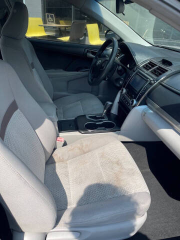 2013 Toyota Camry LE