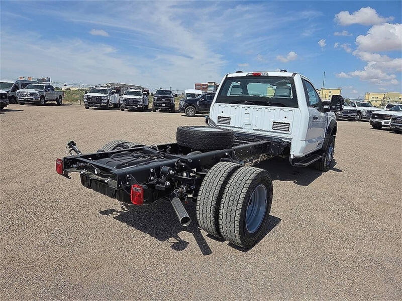 2025 Ford F-600 Super Duty