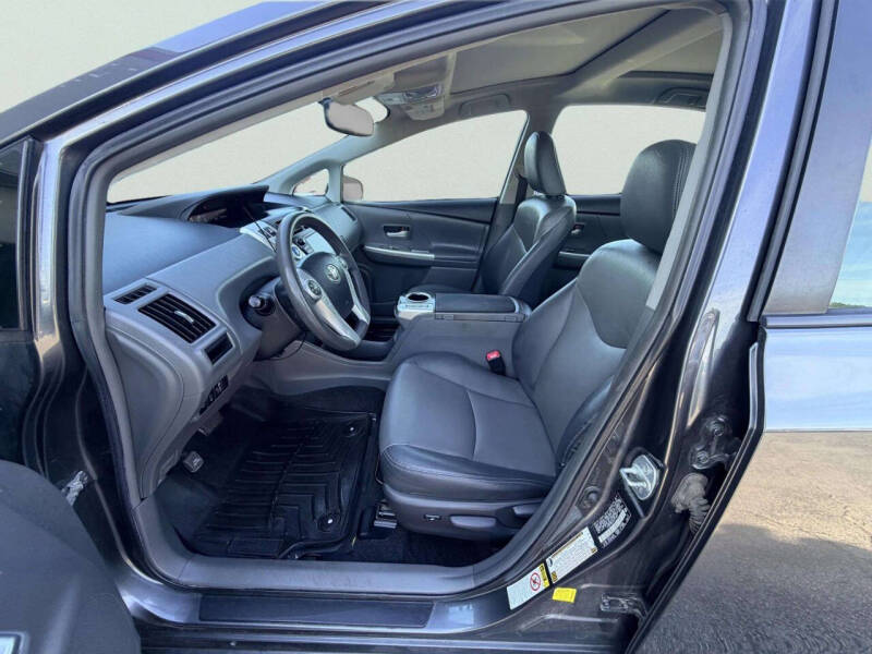 2012 Toyota Prius v Five
