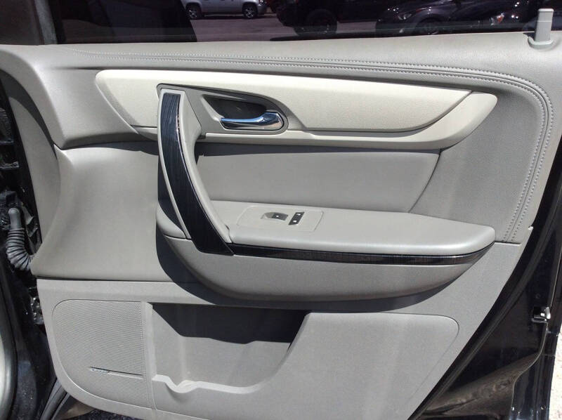 2017 Chevrolet Traverse Premier