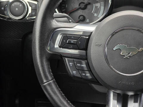 2017 Ford Mustang V6