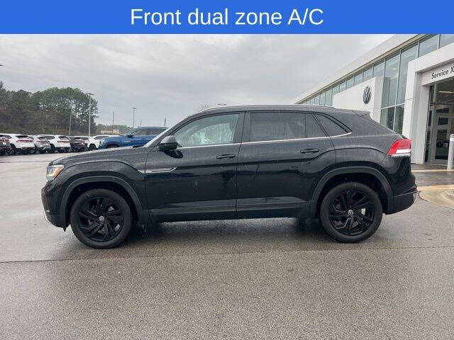 2020 Volkswagen Atlas Cross Sport SE 4Motion