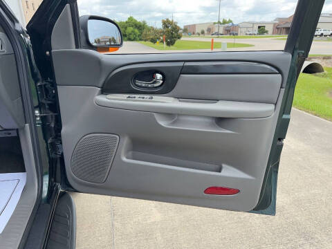 2004 GMC Envoy XUV SLT