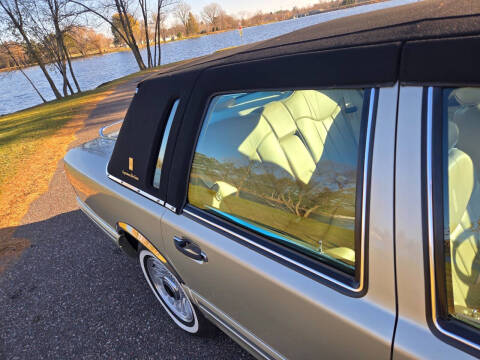 1997 Lincoln Town Car Executive
