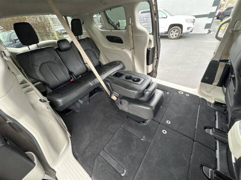 2018 Chrysler Pacifica Touring L