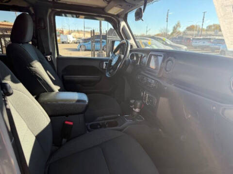 2021 Jeep Gladiator Willys