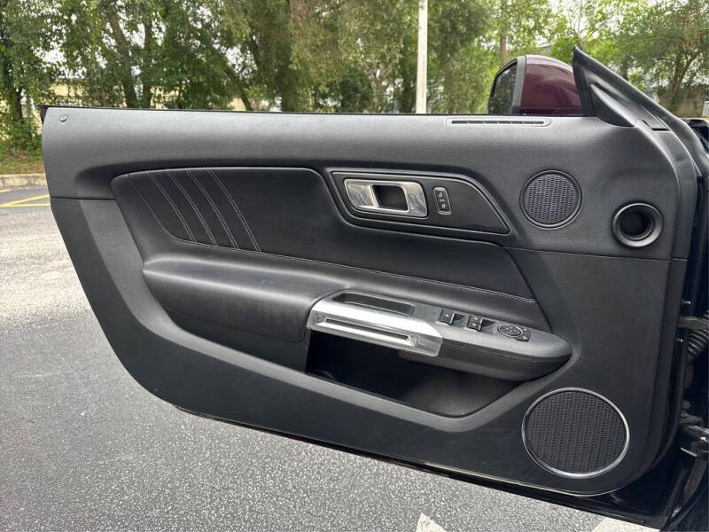 2020 Ford Mustang EcoBoost Premium