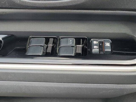 2016 Toyota Prius c Two