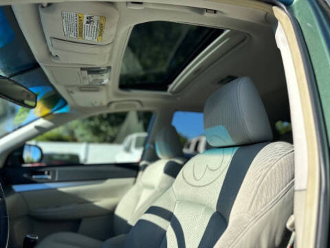 2010 Subaru Outback 2.5i Premium