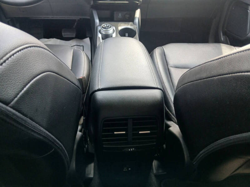 2022 Ford Escape Hybrid SEL