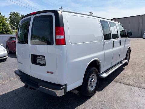 2018 GMC Savana 2500