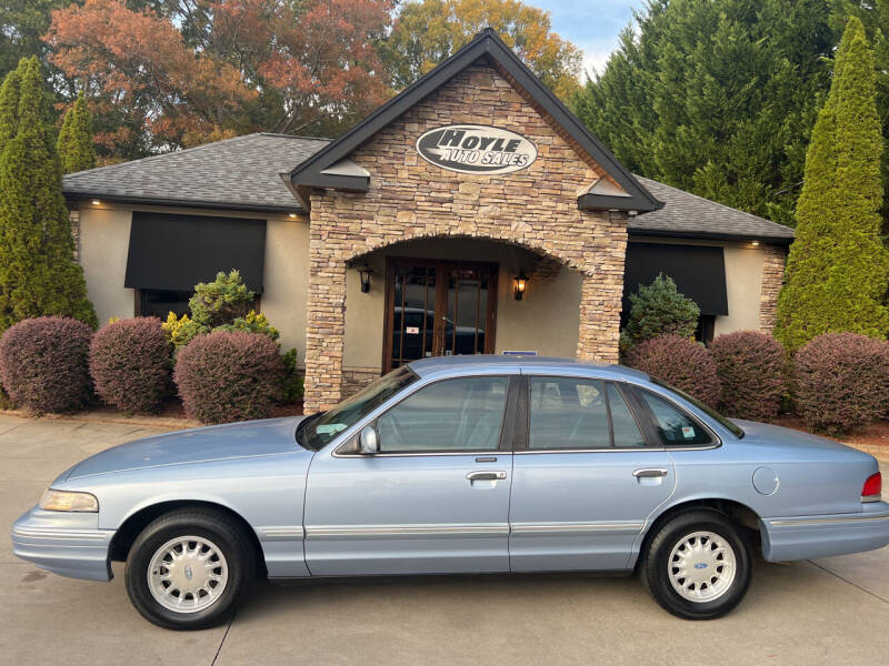 1997 Ford Crown Victoria for sale at Hoyle Auto Sales in Taylorsville NC