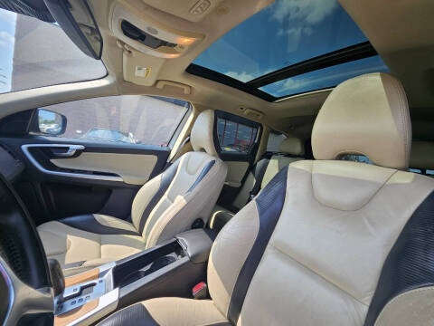 2011 Volvo XC60 3.2 R-Design