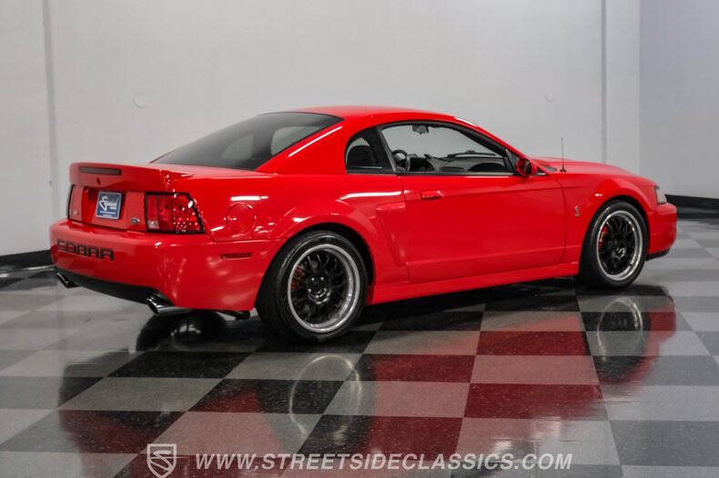 2004 Ford Mustang SVT Cobra