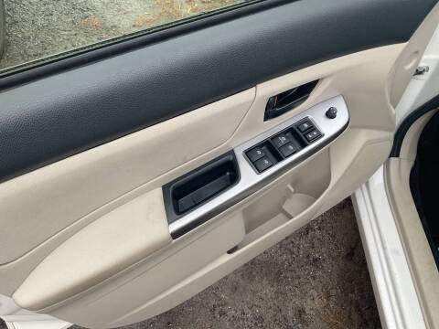 2016 Subaru Impreza 2.0i